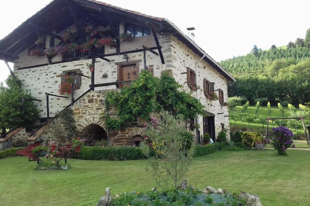 Caserio Vasco Con Piscina Y Barbacoa Orozko Esterno foto