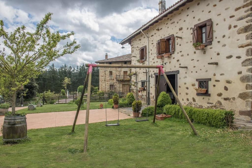Caserio Vasco Con Piscina Y Barbacoa Orozko Esterno foto