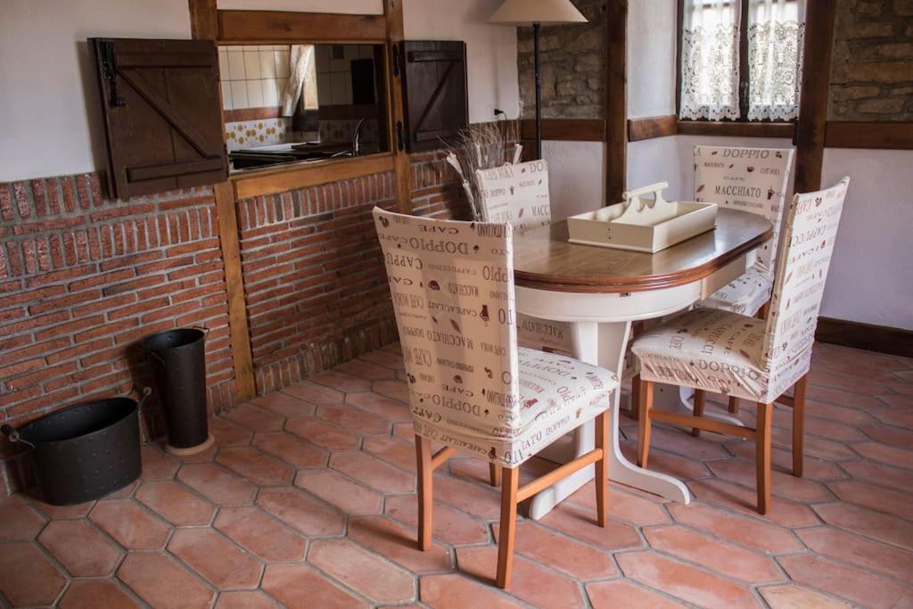 Caserio Vasco Con Piscina Y Barbacoa Orozko Esterno foto