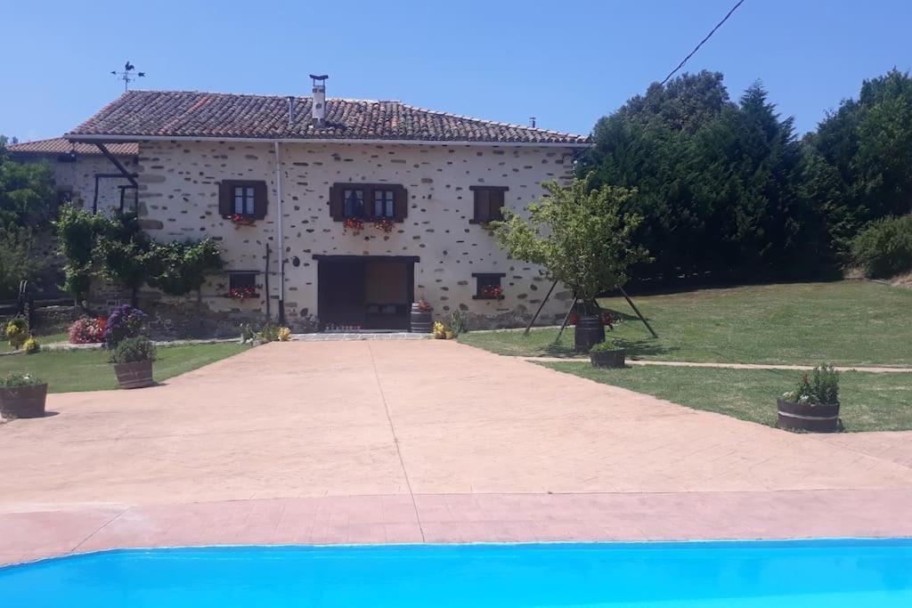 Caserio Vasco Con Piscina Y Barbacoa Orozko Esterno foto